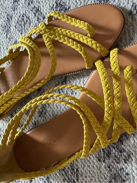 me too Shoes - me too Yellow Braided Strappy Sandals women’s size 9